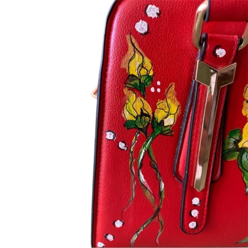 Custom Hand Painted "Lady In Red" Floral Upcycled Shoulder Bag- One of a kind! - Picture 4 of 9